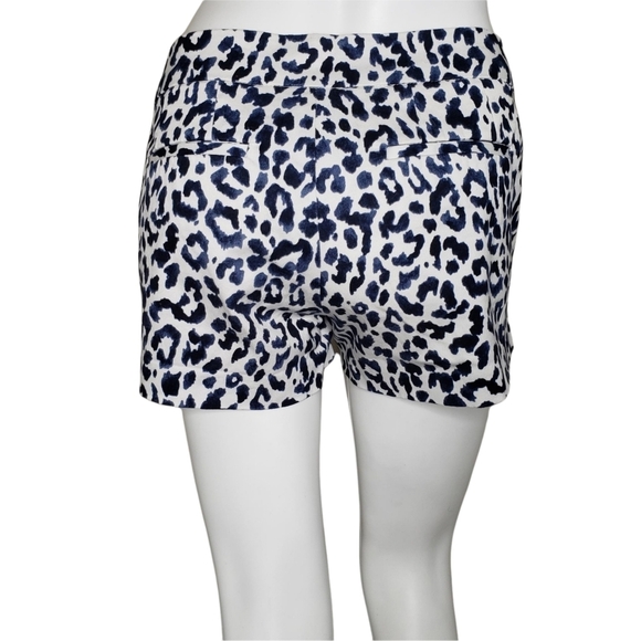 J. Crew | White Blue Leopard Print Cotten Stretch Chino Shorts Women's 2 - Picture 2 of 6